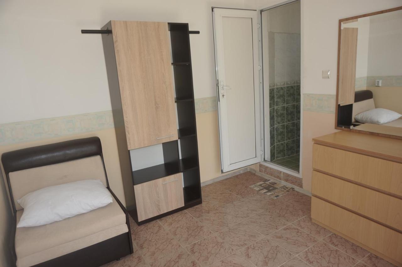 Lenny Hotell Kranevo Exteriör bild